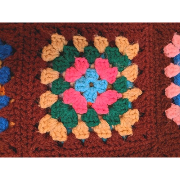 Vintage 70s Afghan Blanket Handknit Brown Granny Square Quilt 40x58" - Picture 4 of 5